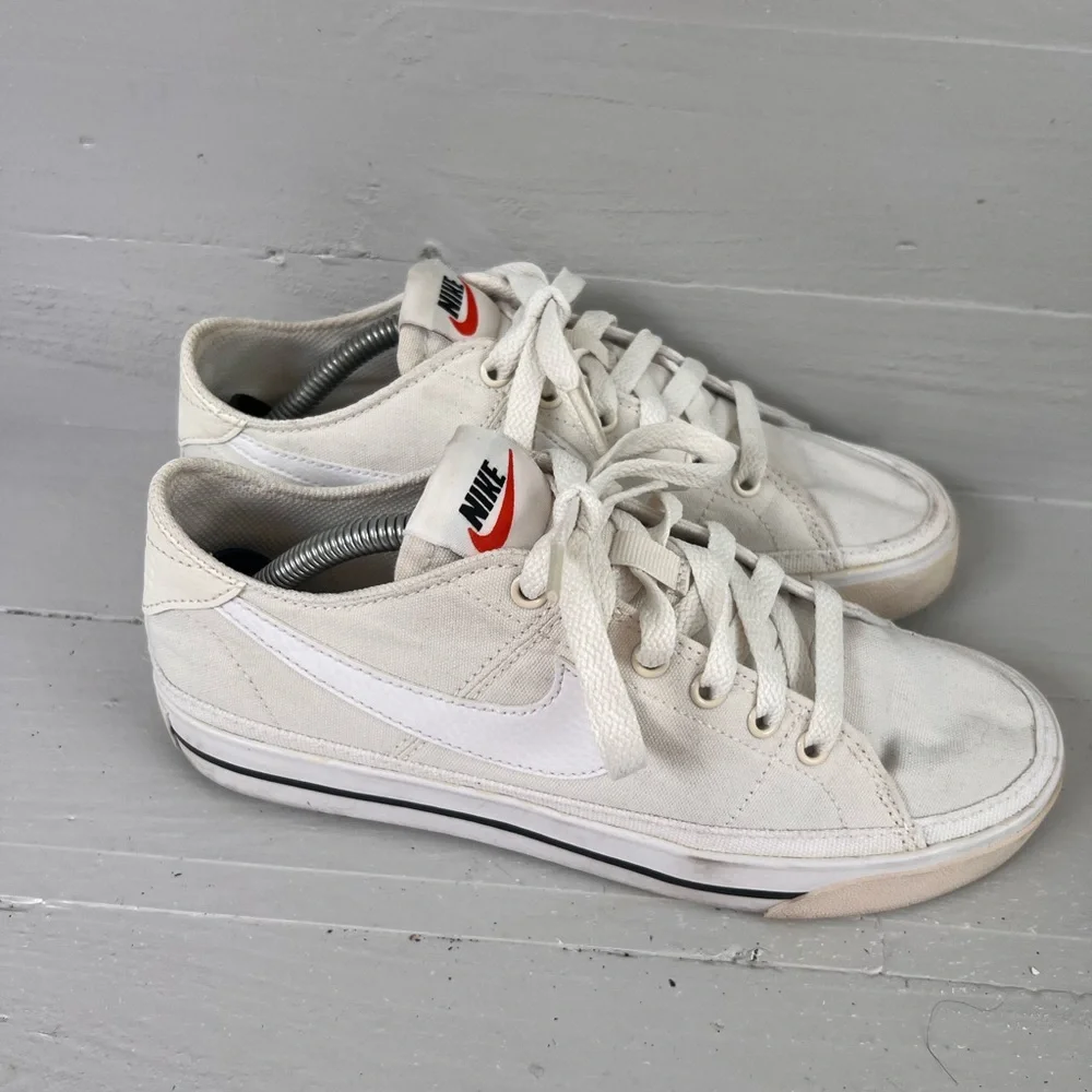 Nike Court Legacy Low CZ0294-101 Women’s Size 6.5 White Canvas Athletic Shoes